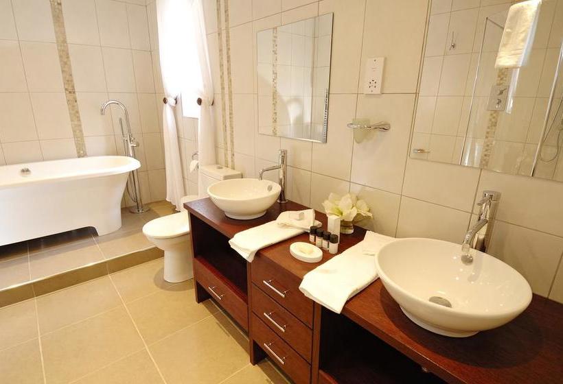 مبيت وإفطار White Sails