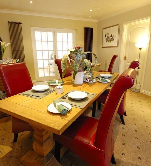 مبيت وإفطار White Sails