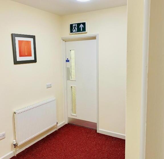 Отель Almond Tree