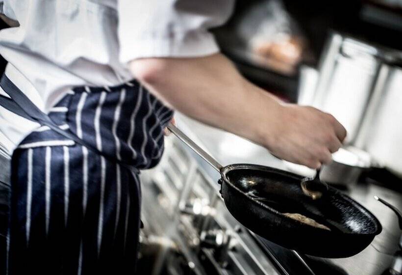 فندق Restaurant James Sommerin