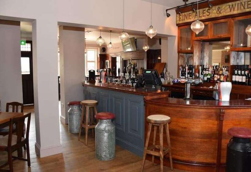 בית מלון כפרי The Bath Arms