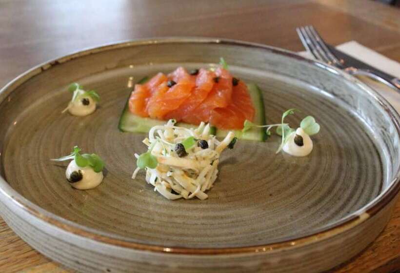 בית מלון כפרי The Bath Arms