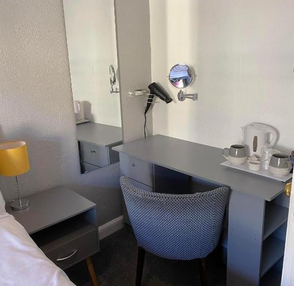 בית מלון כפרי The Black Swan