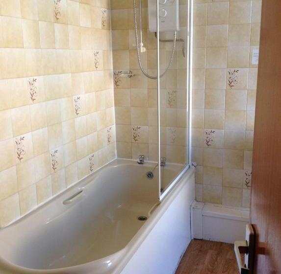 בית מלון כפרי The Black Swan