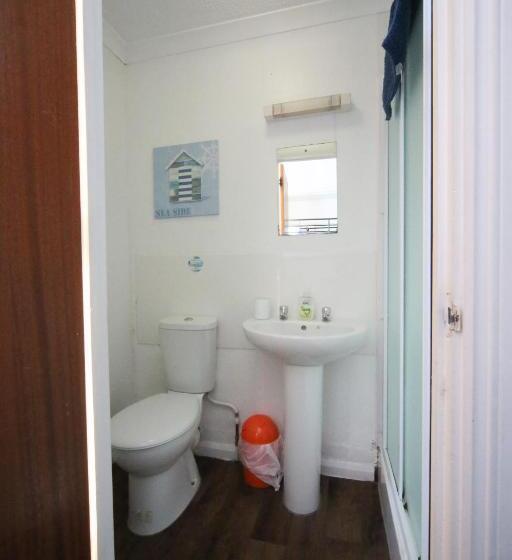 Ocean Backpackers Self Catering Hostel