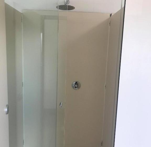 호스텔 The Mission Bunkhouse