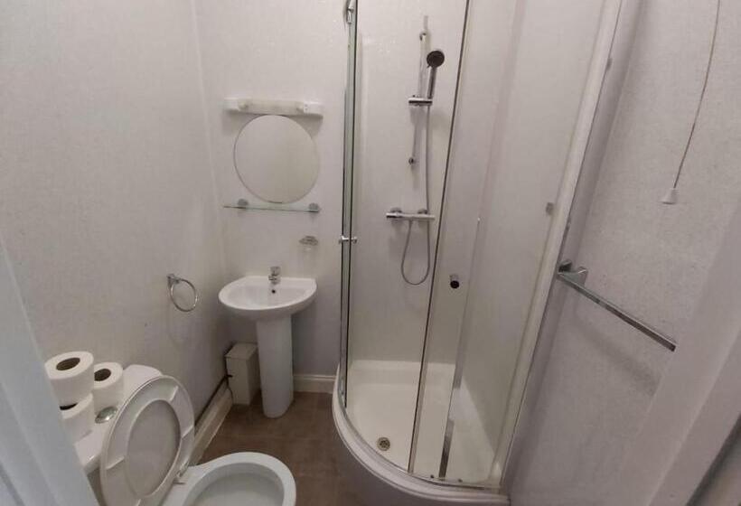 Bed and Breakfast Channel View