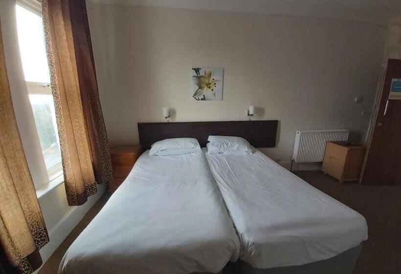 Bed and Breakfast Channel View