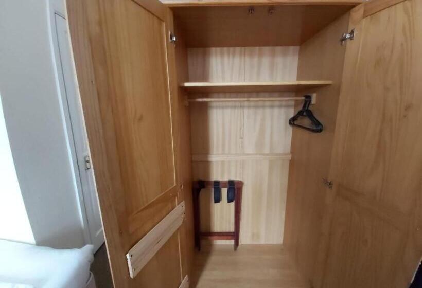 Bed and Breakfast Channel View