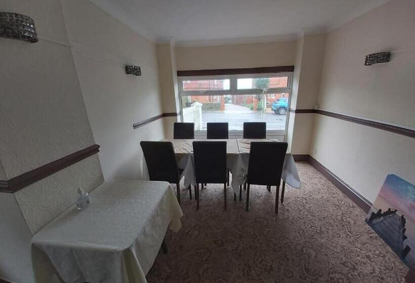 Bed and Breakfast Channel View