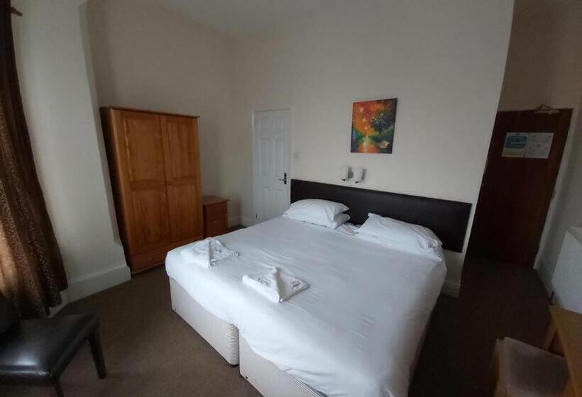 Bed and Breakfast Channel View