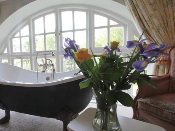 تختخواب و صبحانه Cherry Orchard Farm