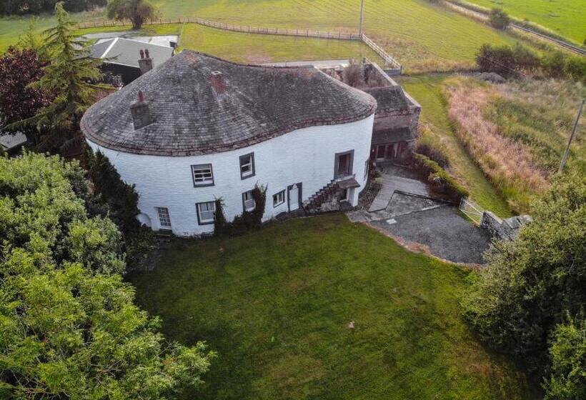 Bed and Breakfast Fiddleback Farm