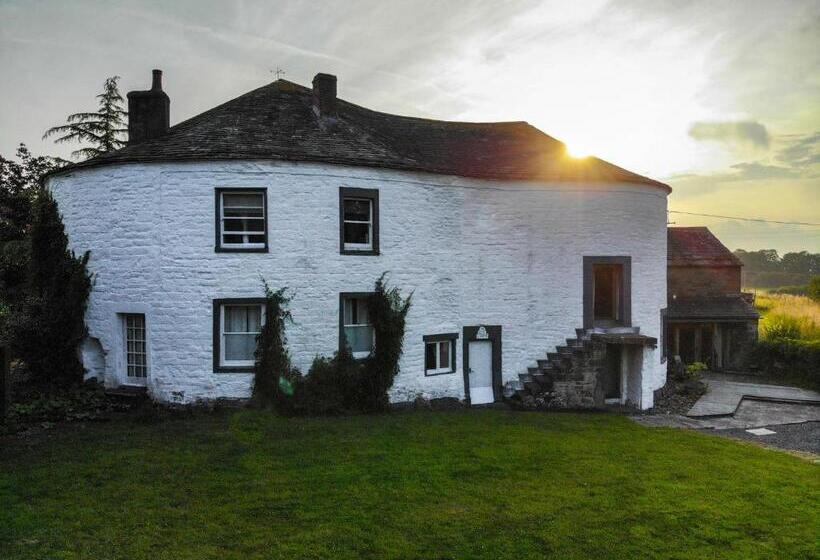 Bed and Breakfast Fiddleback Farm