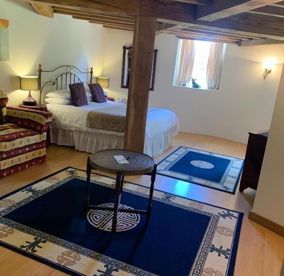 Bed and Breakfast Fiddleback Farm