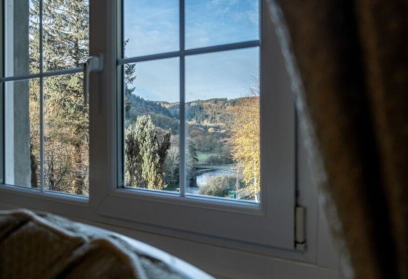 Bed and Breakfast Glyntwrog House