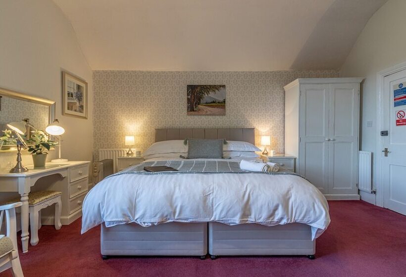 Bed and Breakfast Glyntwrog House