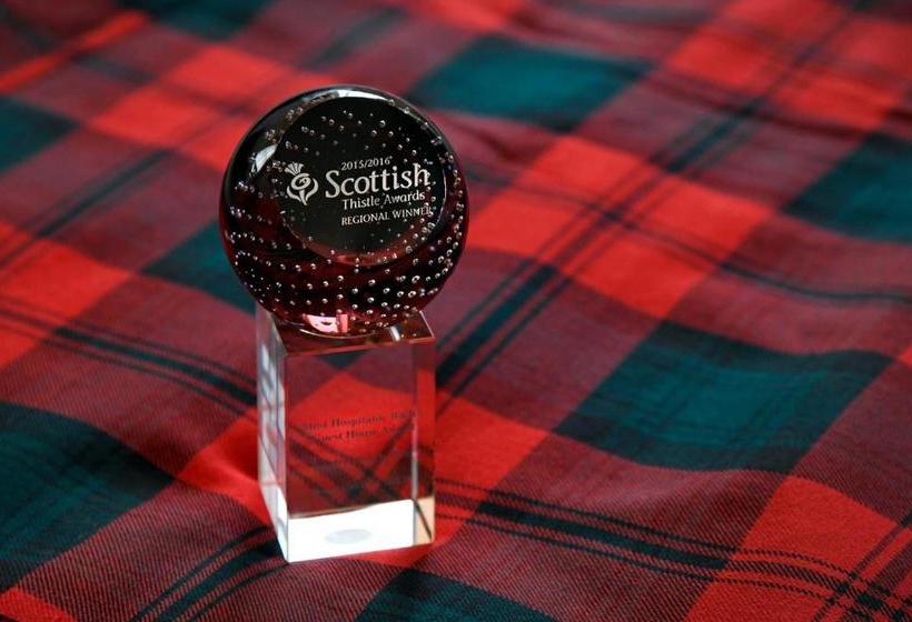 Aamiaismajoitus (B&B) Kerr Cottage