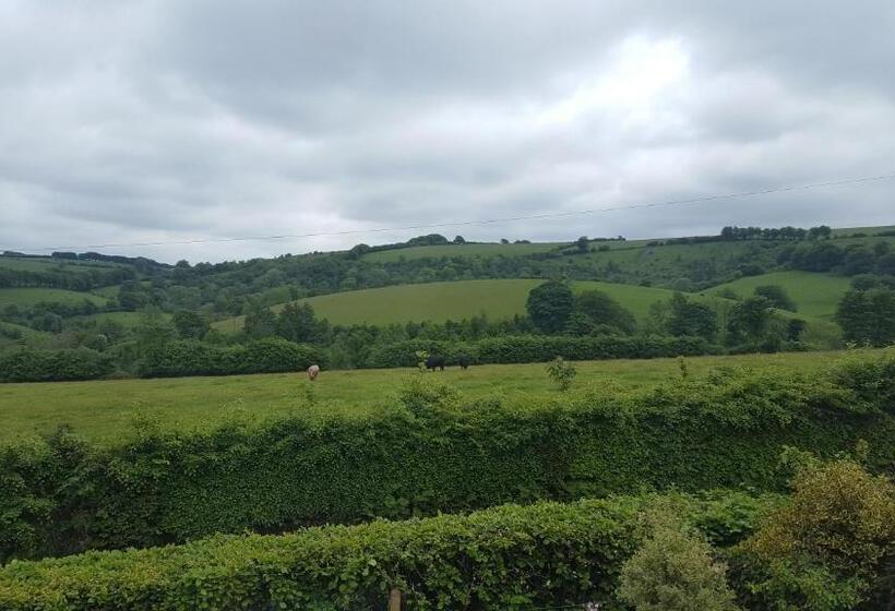 צימר Monks Cleeve