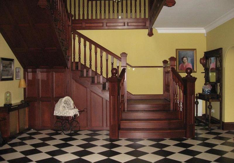 مبيت وإفطار Necarne Manor