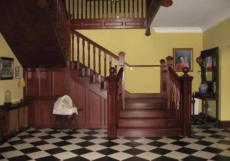 Aamiaismajoitus (B&B) Necarne Manor