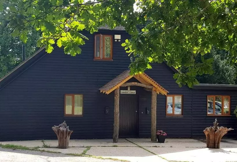 ベッドアンドブレックファースト Oakside Lodge Guest House