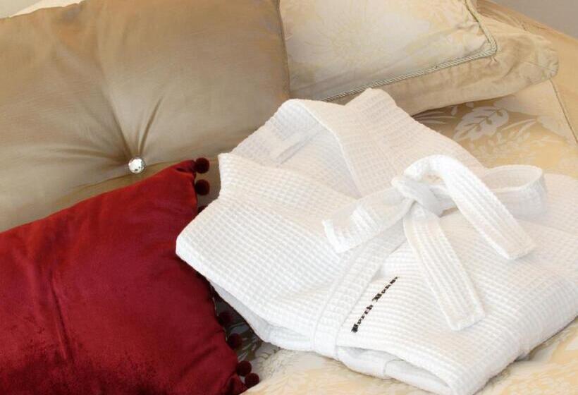 مبيت وإفطار Porch House