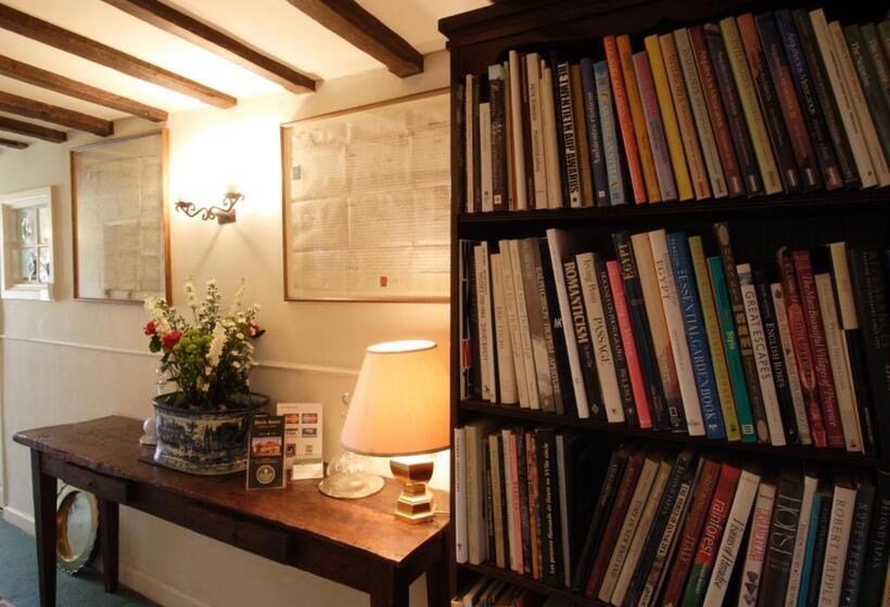 مبيت وإفطار Porch House