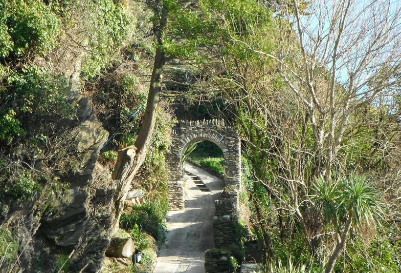 مبيت وإفطار Rowan Lodge