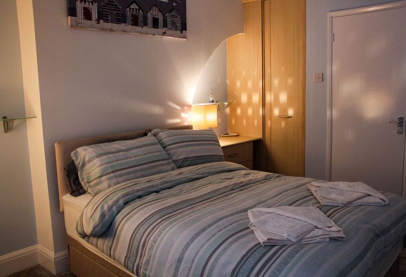 مبيت وإفطار The Bay