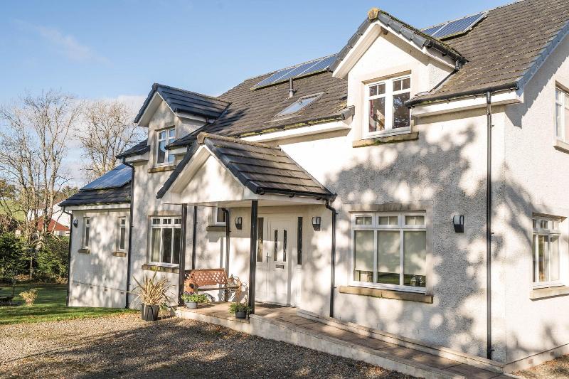 Dunroamin Bed & Breakfast