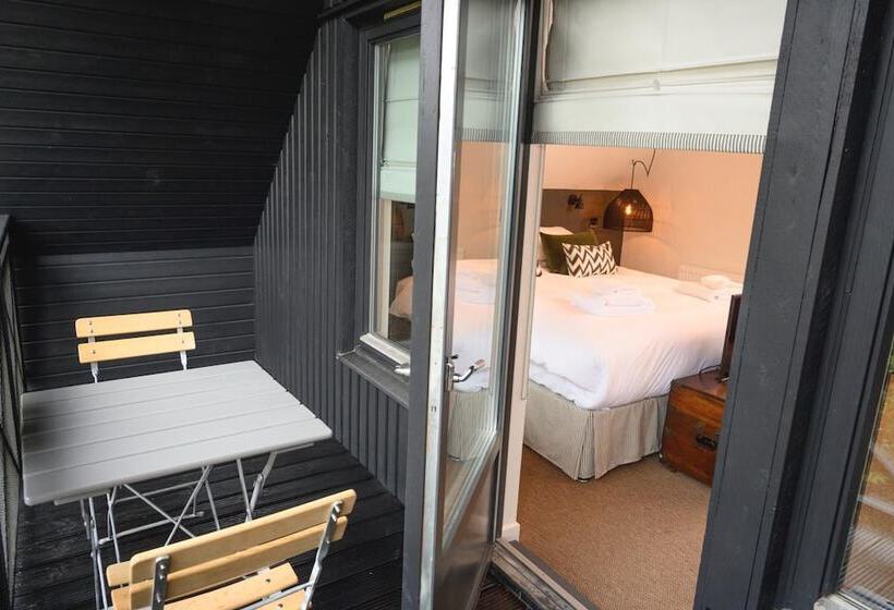 Отель The Boat Inn