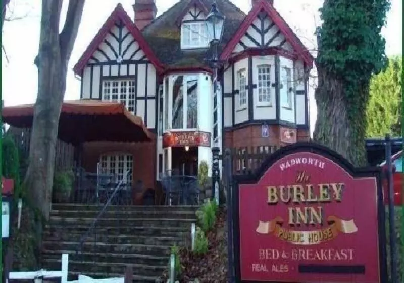 ホテル The Burley Inn