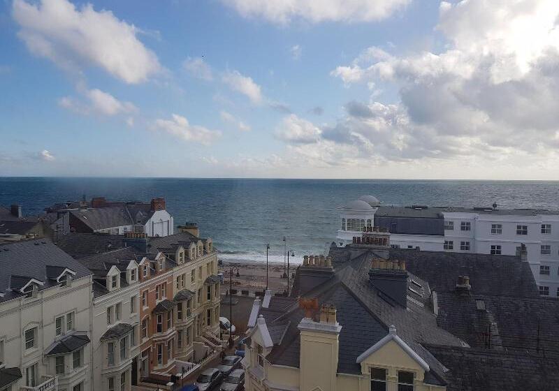 Welbeck Hotel & Apartments