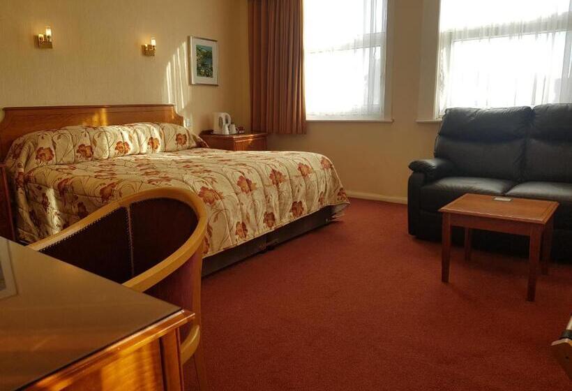 Welbeck Hotel & Apartments