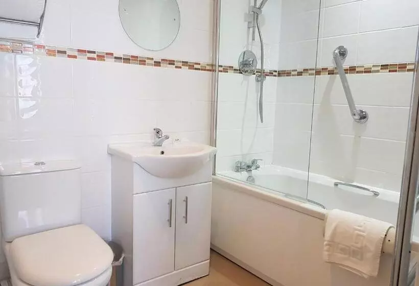 Welbeck Hotel & Apartments