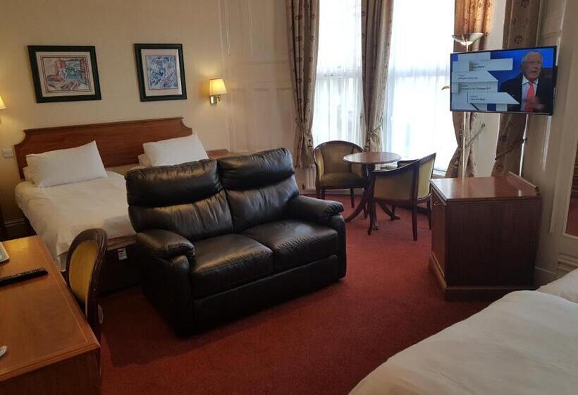 Welbeck Hotel & Apartments