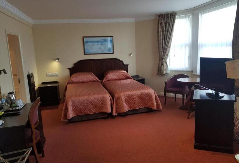 Welbeck Hotel & Apartments