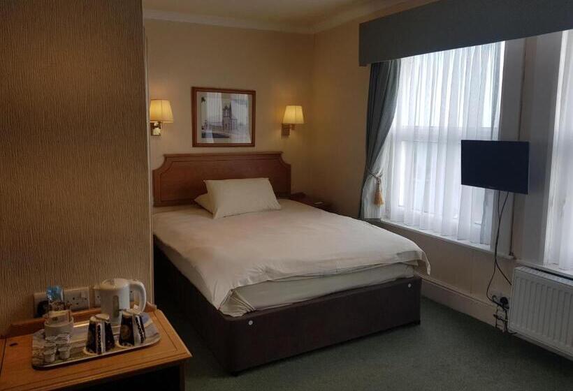 Welbeck Hotel & Apartments