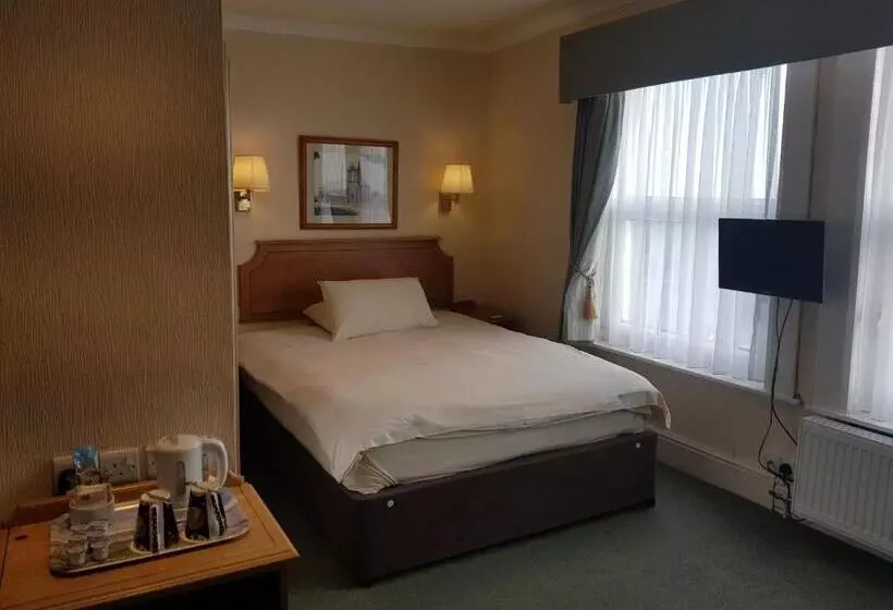 Welbeck Hotel & Apartments