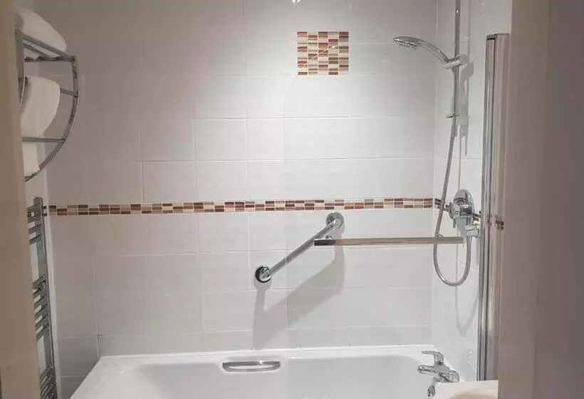 Welbeck Hotel & Apartments