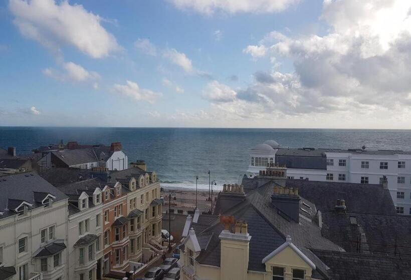 Welbeck Hotel & Apartments