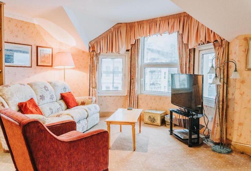 Welbeck Hotel & Apartments