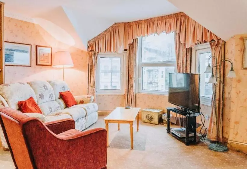 Welbeck Hotel & Apartments