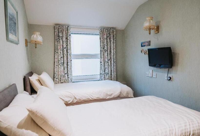 Welbeck Hotel & Apartments