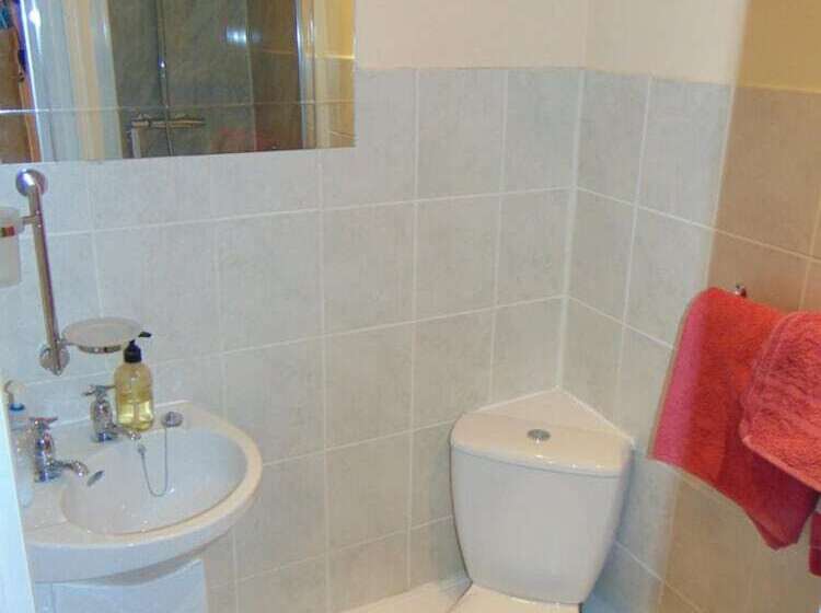 فندق صغير White House View Guest House