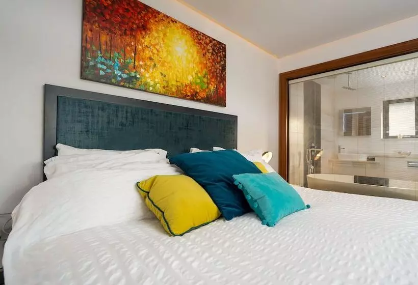 تختخواب و صبحانه Antrim House Guest Rooms & Suites