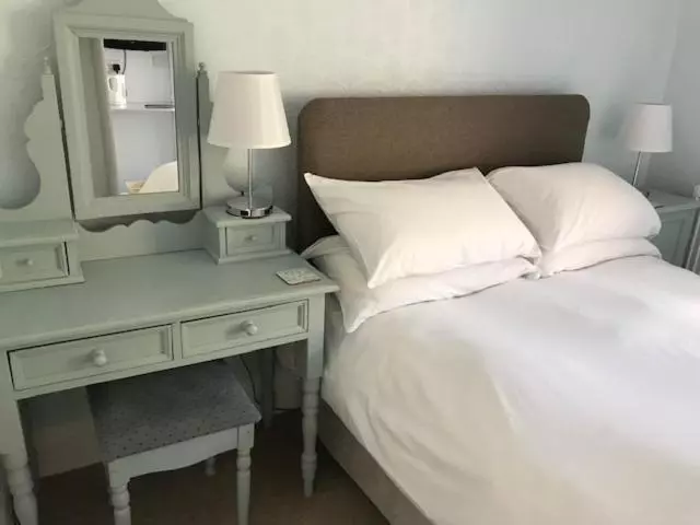 ベッドアンドブレックファースト Lawrenny Lodge