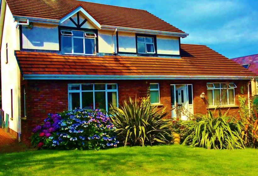 צימר Lurgan West Lodge