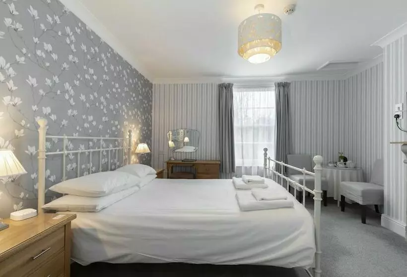 تختخواب و صبحانه The Abbey Town House   Cheltenham